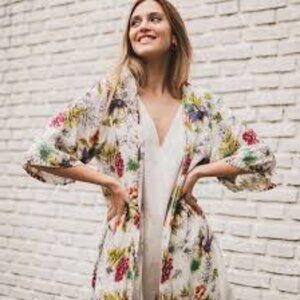 Fkowing Soft Floral Kimono Jacket